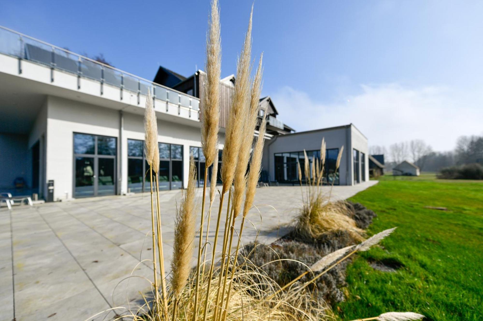 Landhotel Burg Im Spreewald - Resort & Spa Exterior foto